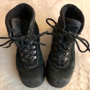 Women’s boots